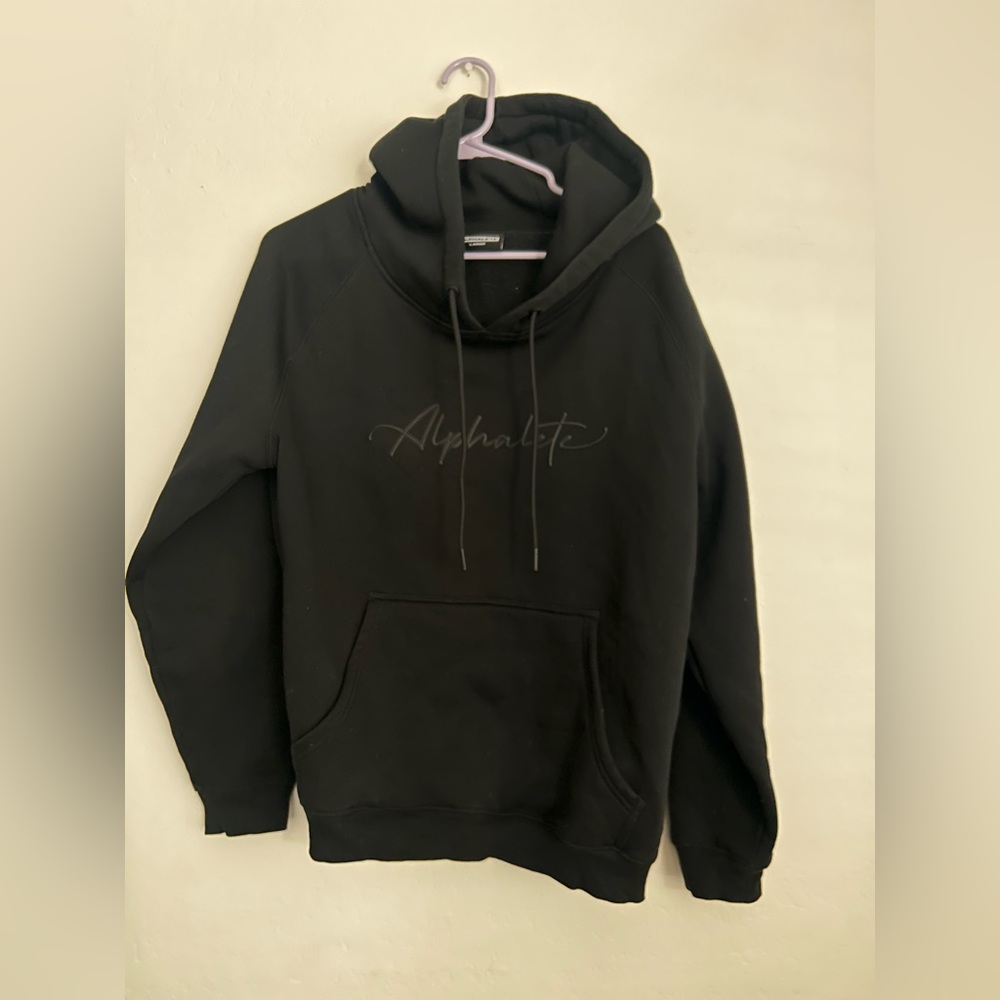 Alphalete signature performance hoodie in blackout